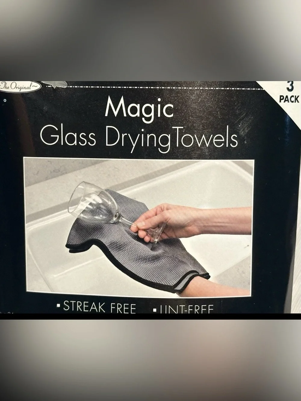 NEW 3 PK ORIGINAL MAGIC GLASS DRYING TOWELS CLEANING MICROFIBER GLASSES MIRRORS